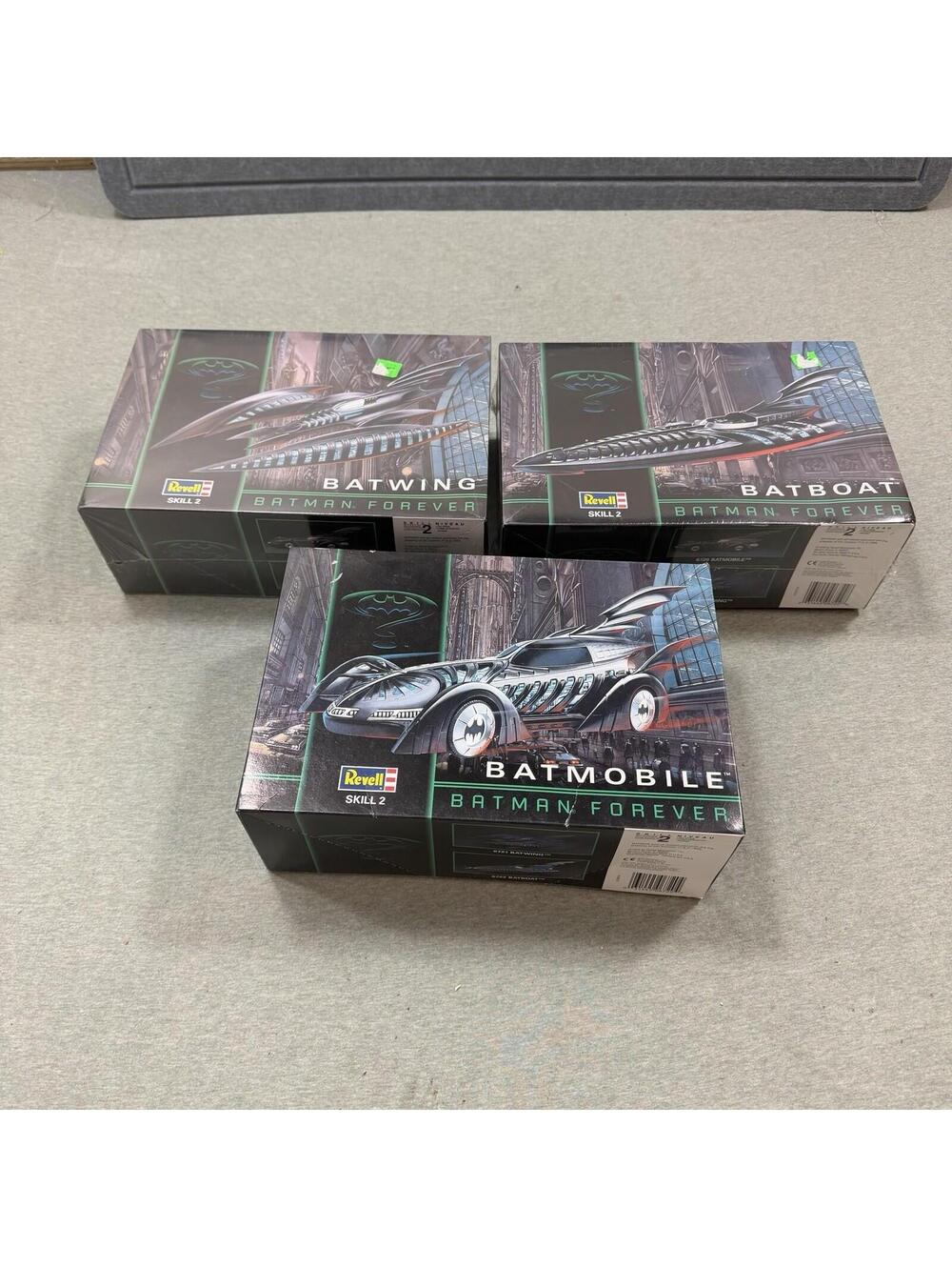 Revell Batman Forever Models (3) - Batmobile #6720 Batwing #6721 Batboat 6722